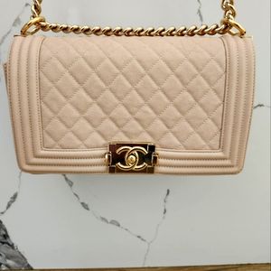 CHANEL New 🆕 boy light beige guilted caviar medium bag